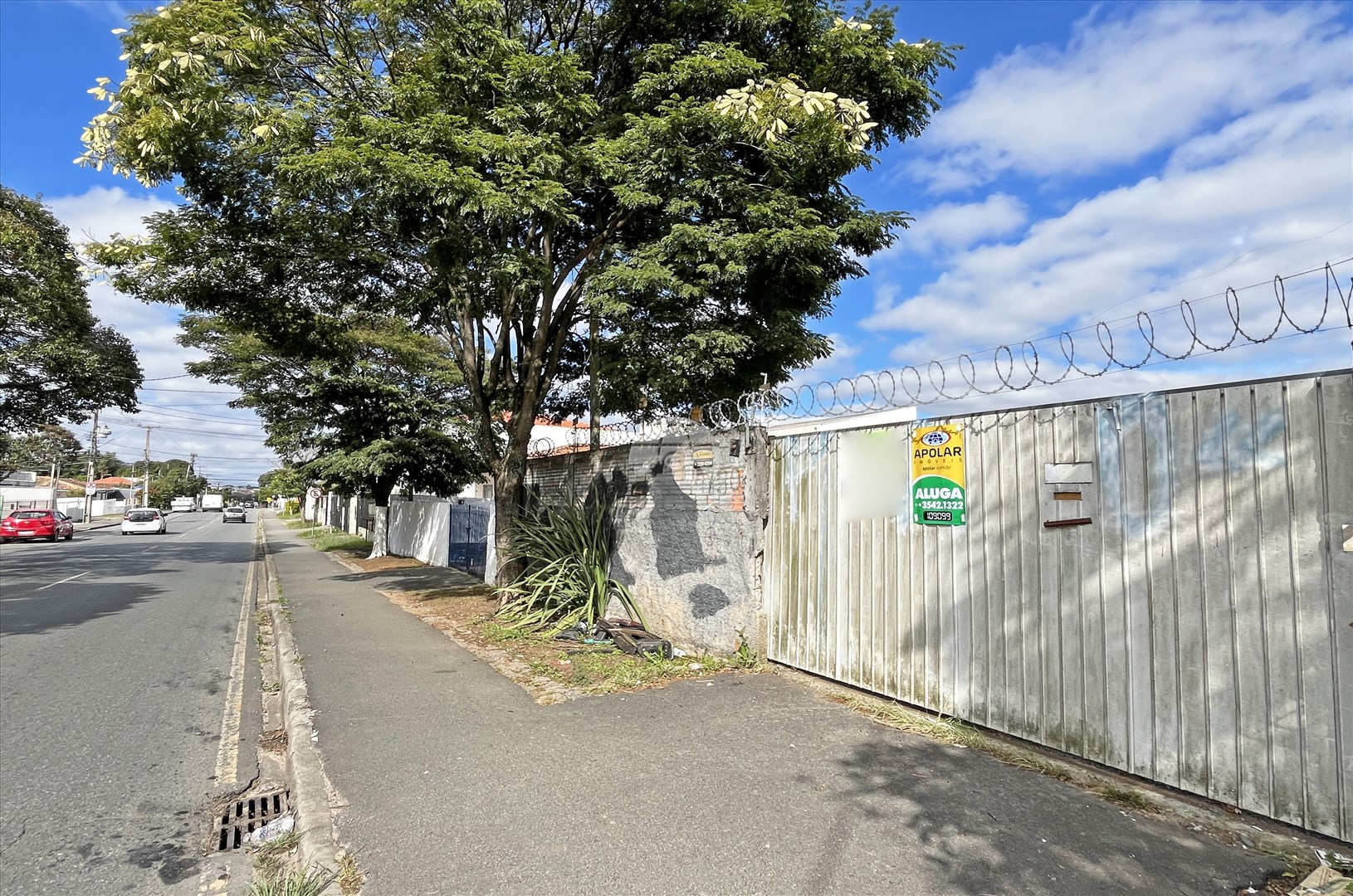 Terreno/Área para alugar em Xaxim, Curitiba — Portal Chave Fácil