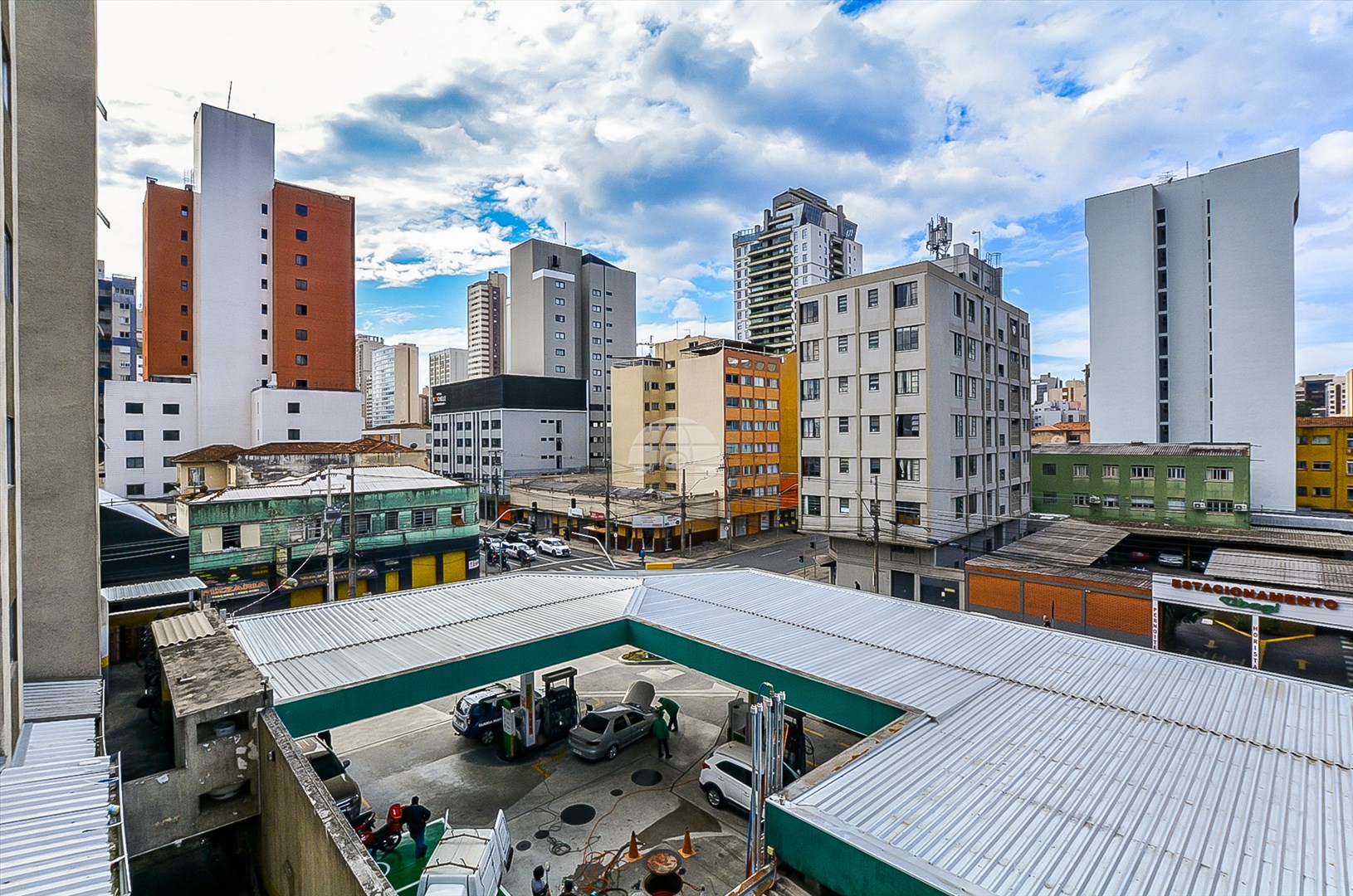 Apartamento à venda em Centro, Curitiba — MAFI ADMINISTRADORA DE IMOVEIS LTDA
