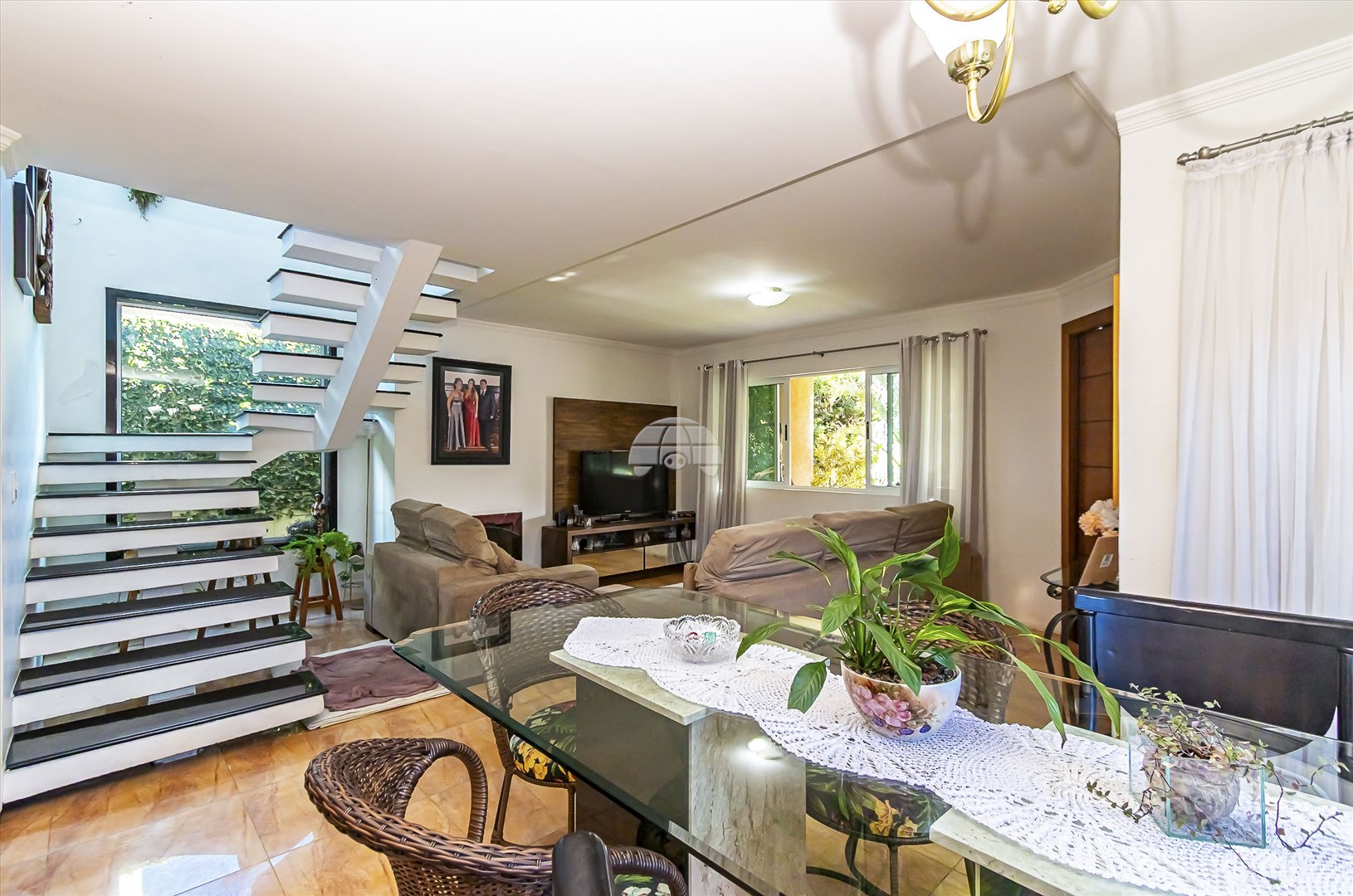 Casa à venda em Guaíra, Curitiba — Portal Chave Fácil