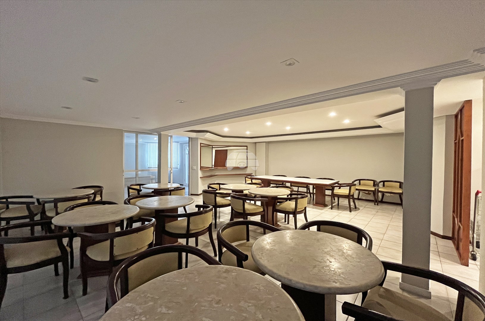 Apartamento para alugar em Bigorrilho, Curitiba — Imóveis em Curitiba - Jamaica Imóveis