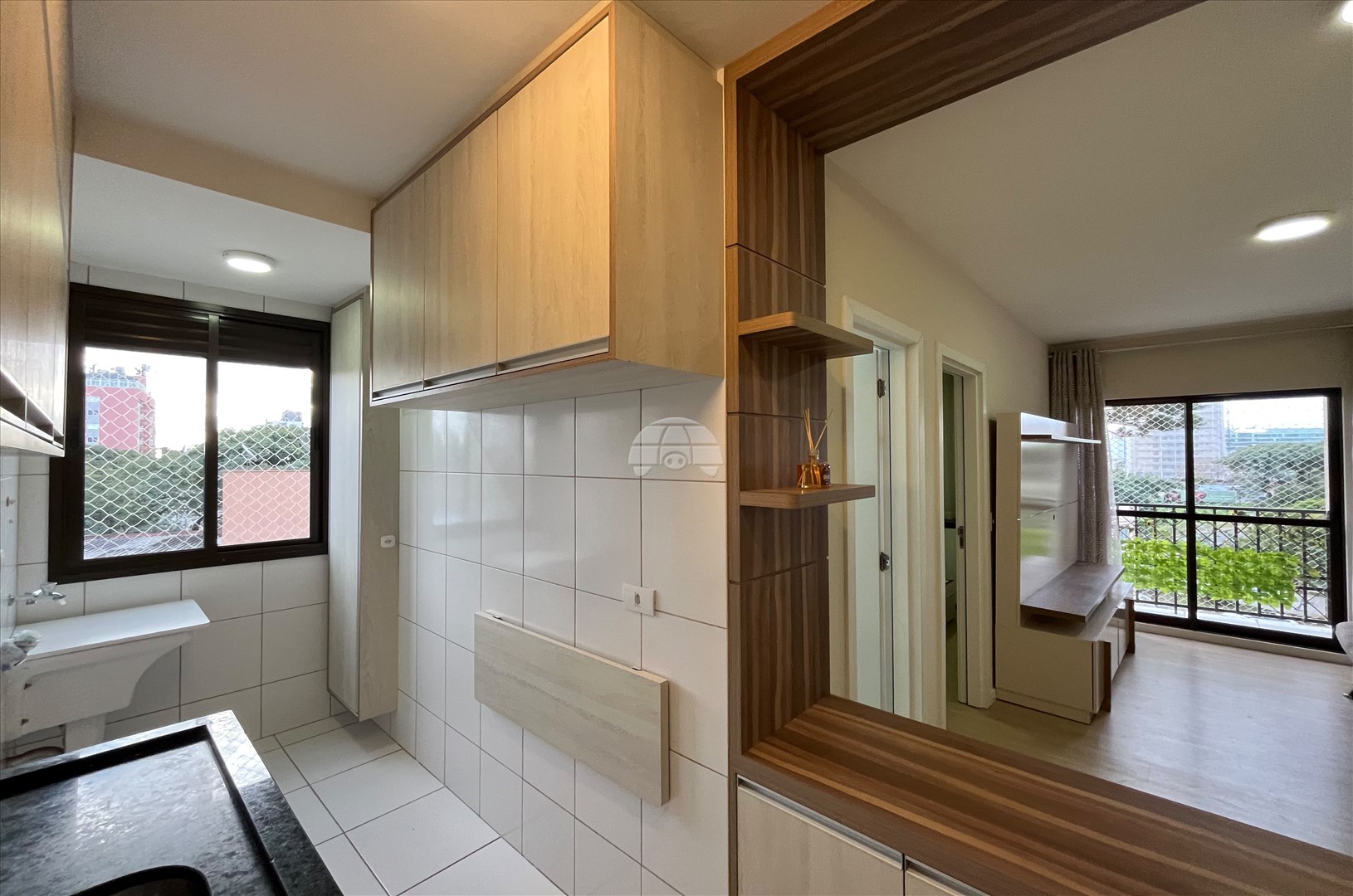 Apartamento para alugar em Novo Mundo, Curitiba — GOMES CONSULTOR IMOBILIARIO LTDA.