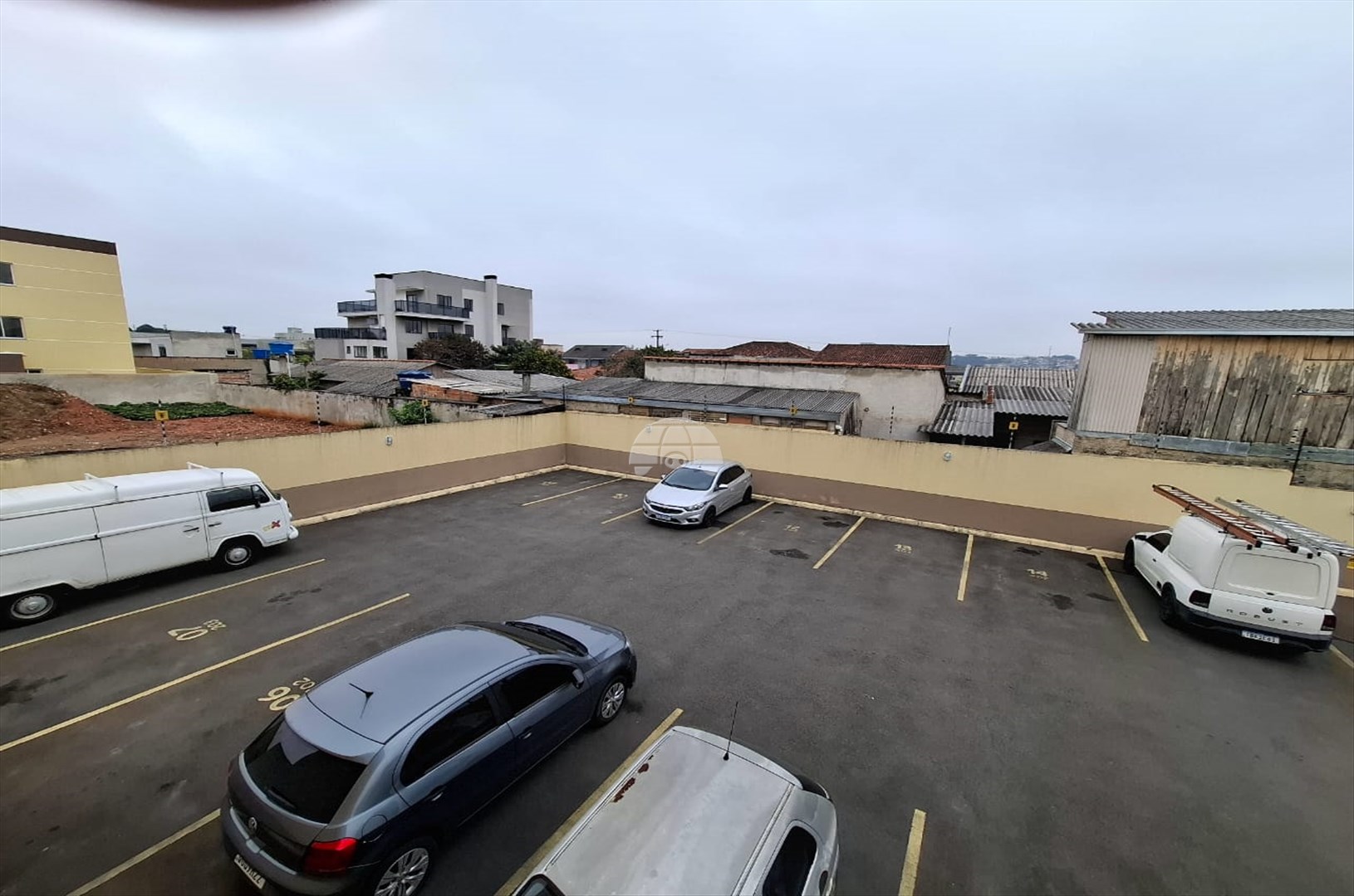 Apartamento para alugar em Jardim Guaraituba, Colombo — Portal Chave Fácil