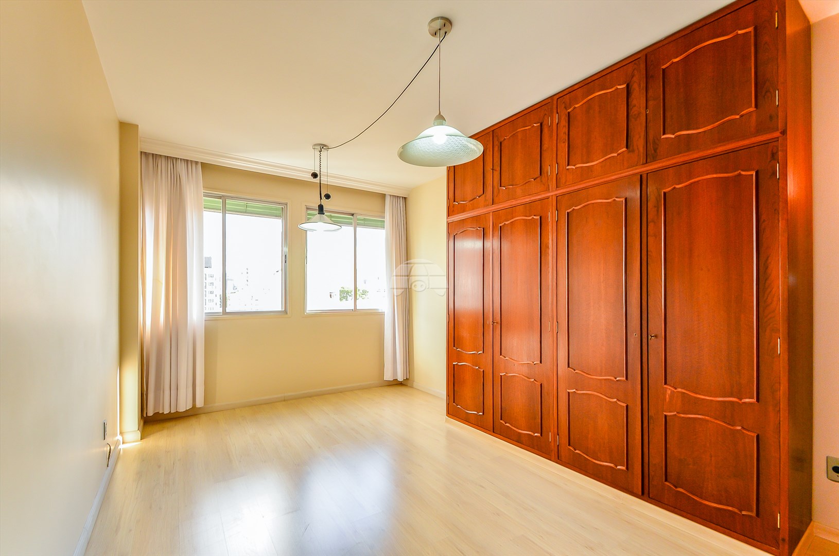 Apartamento à venda em Centro, Curitiba — Toyo Imóveis - Curitiba/PR