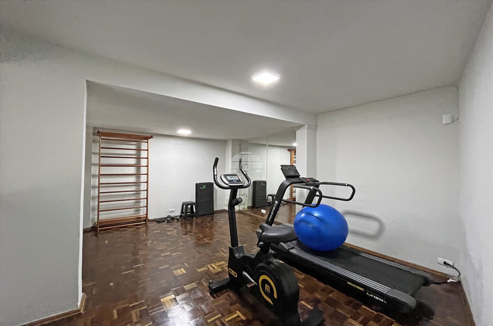 Apartamento para alugar em Bigorrilho, Curitiba — Construa Assessoria Imobiliária