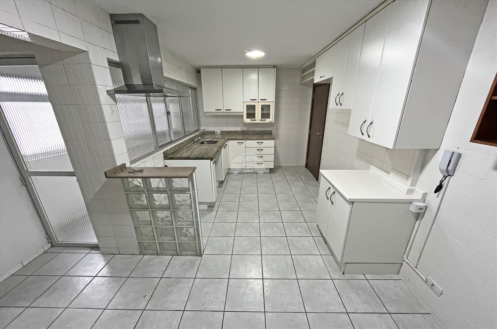 Apartamento para alugar em Bigorrilho, Curitiba — Construa Assessoria Imobiliária