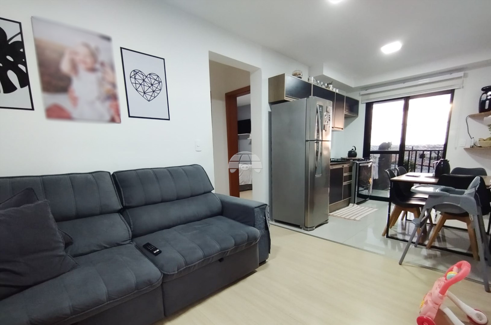 Apartamento à venda em Jardim Palmital, Colombo — Portal Chave Fácil