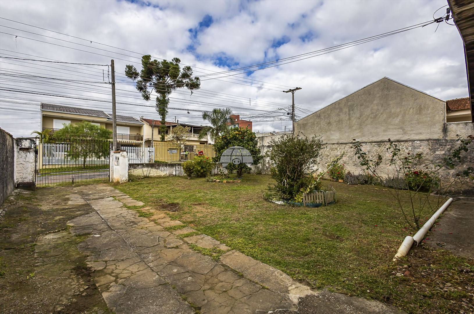 Casa à venda em Sítio Cercado, Curitiba — Portal Chave Fácil