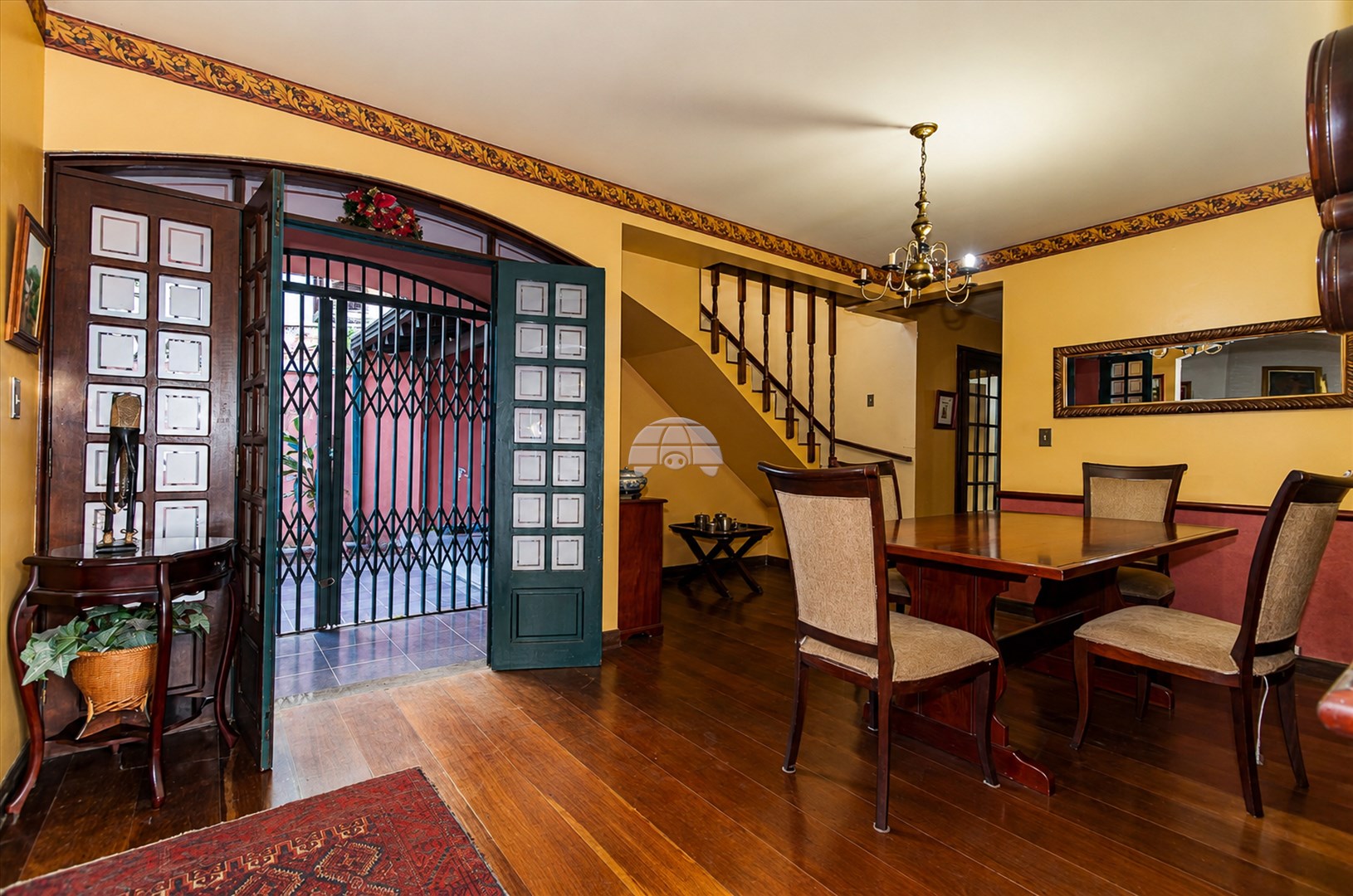 Casa à venda em Jardim Social, Curitiba — Portal Chave Fácil