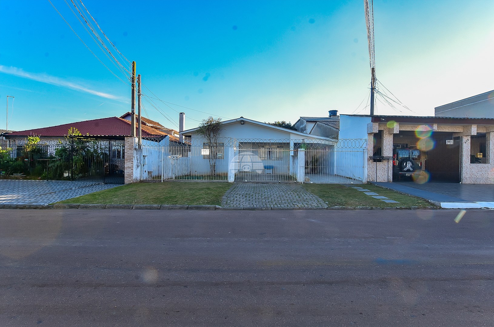 Casa à venda em Sítio Cercado, Curitiba — Portal Chave Fácil
