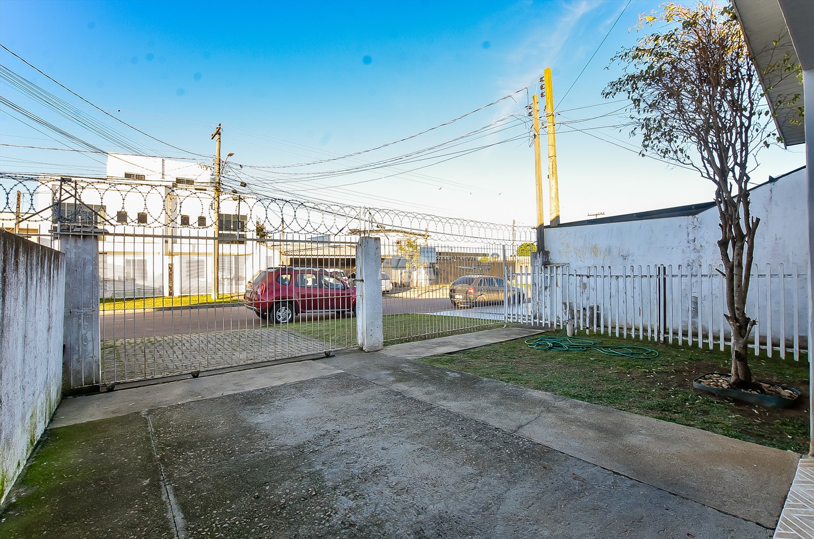 Casa à venda em Sítio Cercado, Curitiba — Portal Chave Fácil
