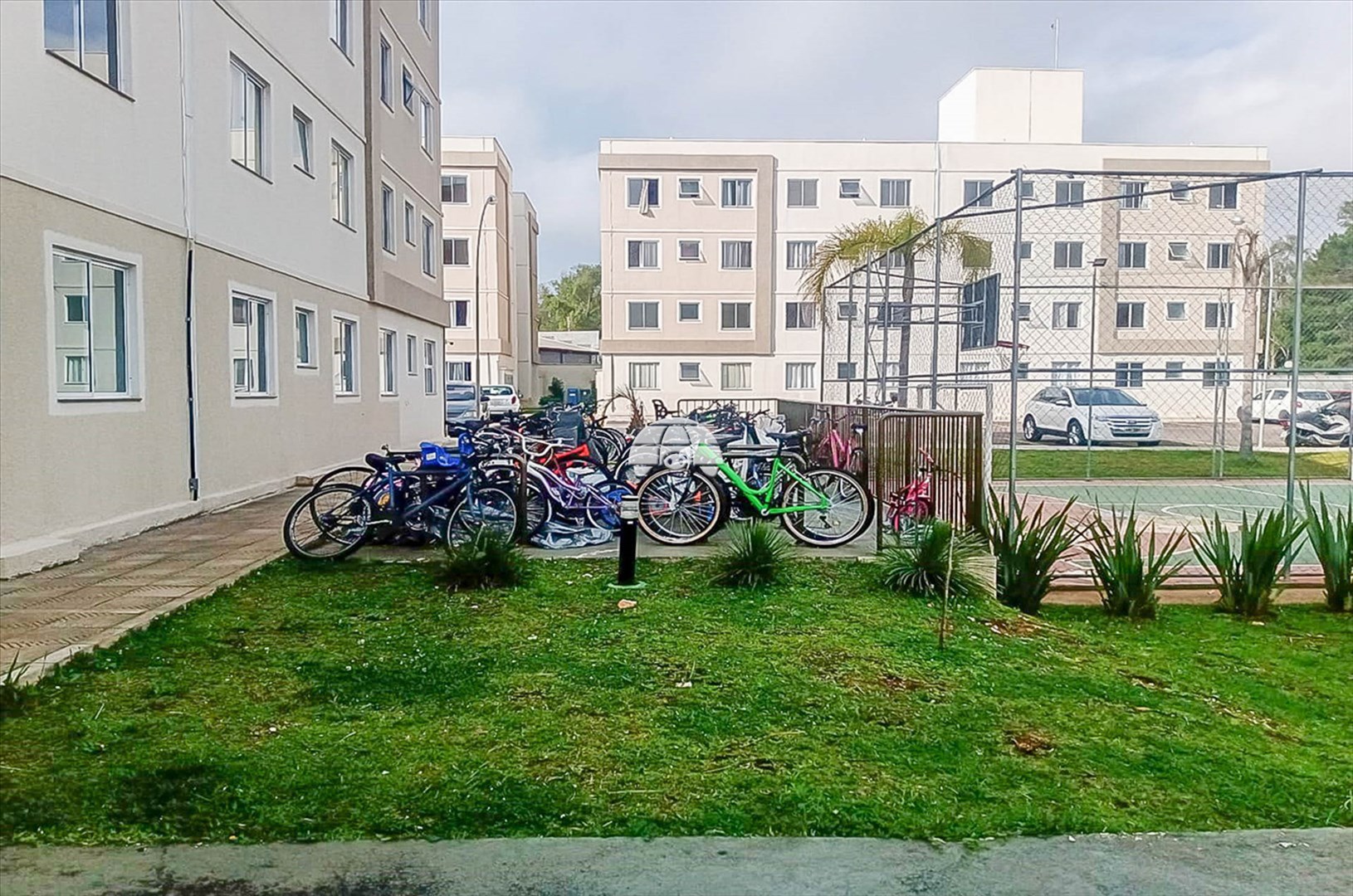 Apartamento à venda em Ouro Fino, São José dos Pinhais — Portal Chave Fácil