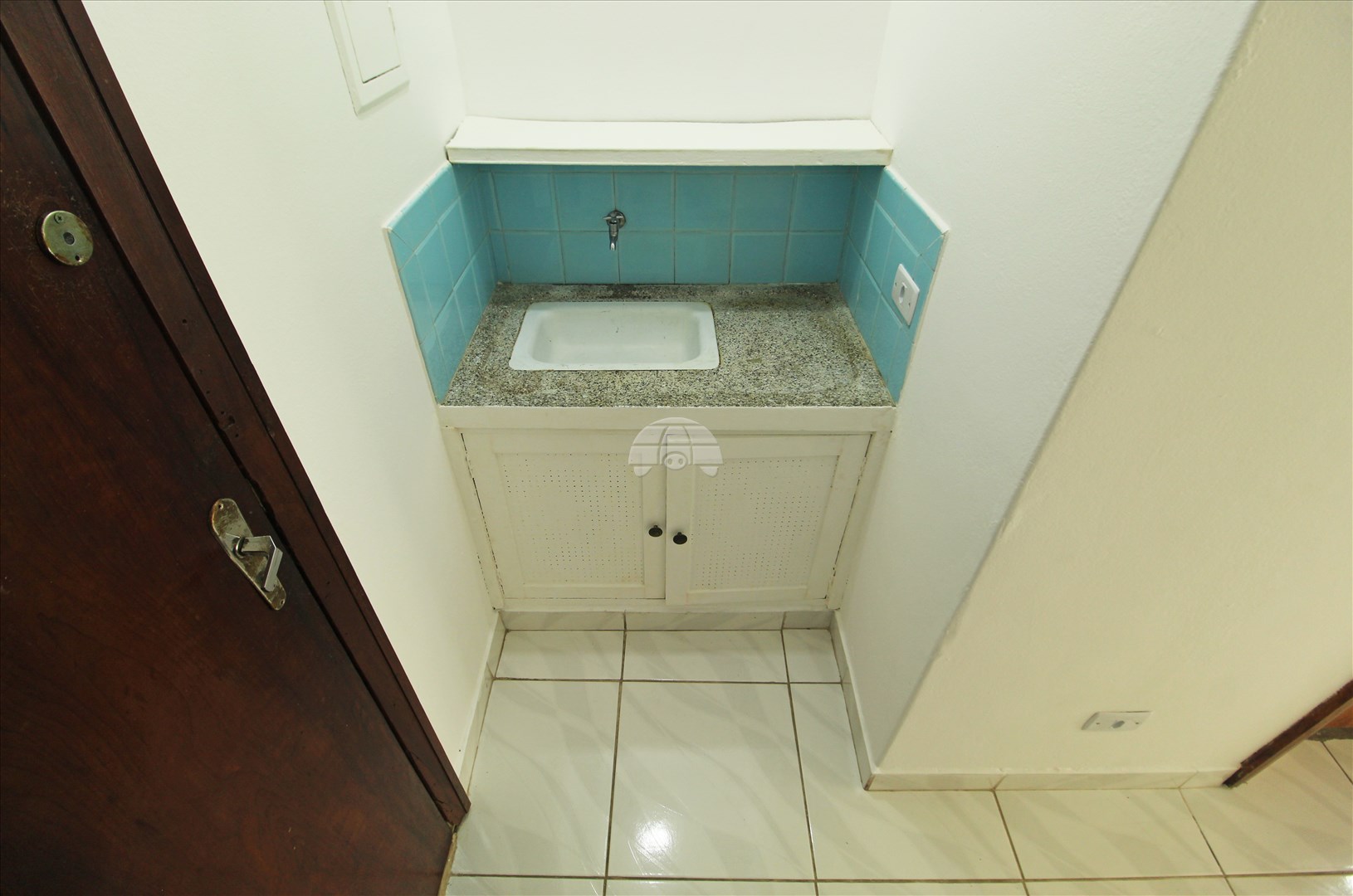 Kitnet à venda em Centro, Curitiba — Portal Chave Fácil
