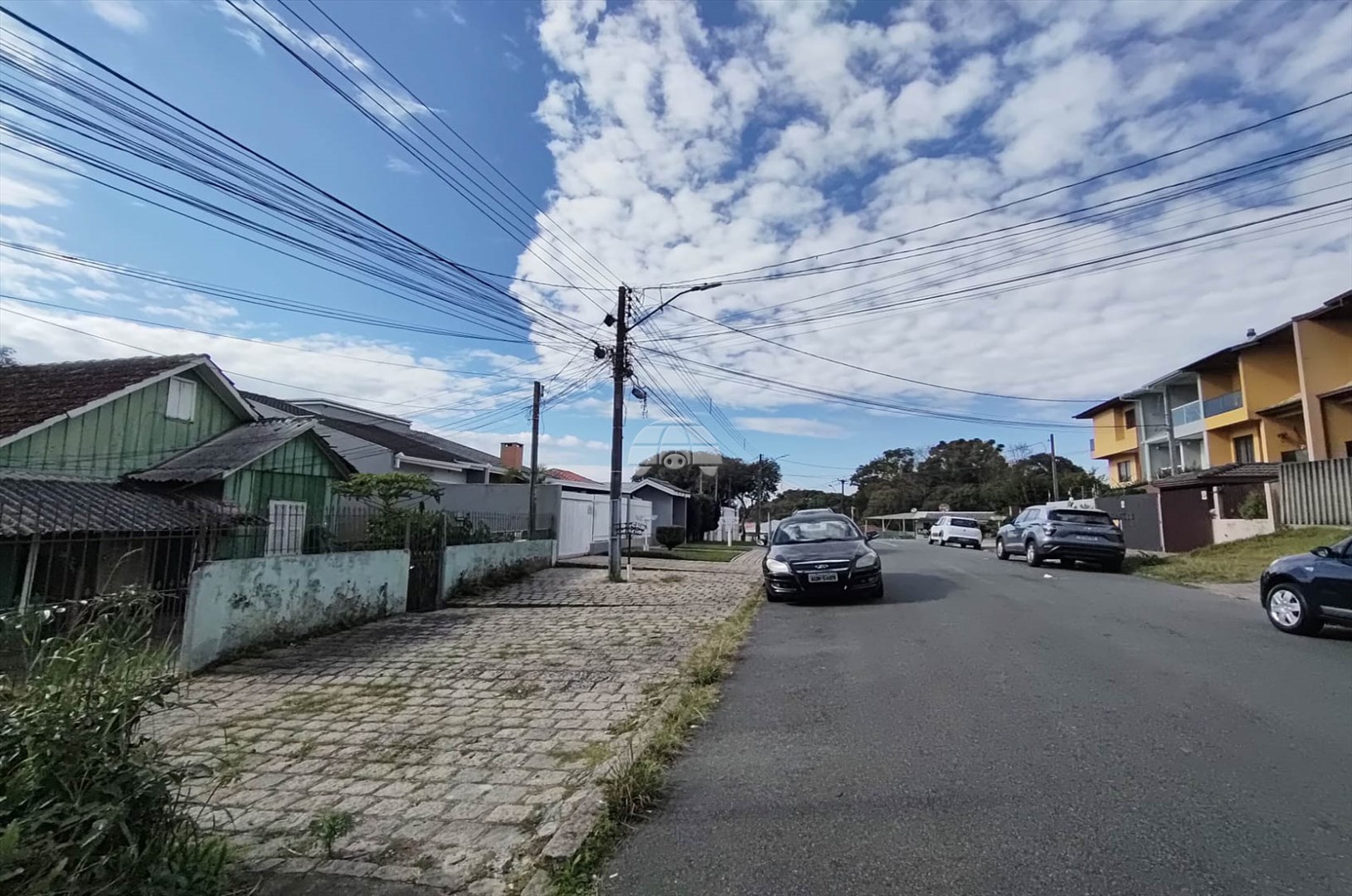 Terreno/Área à venda em Santa Cândida, Curitiba — Portal Chave Fácil