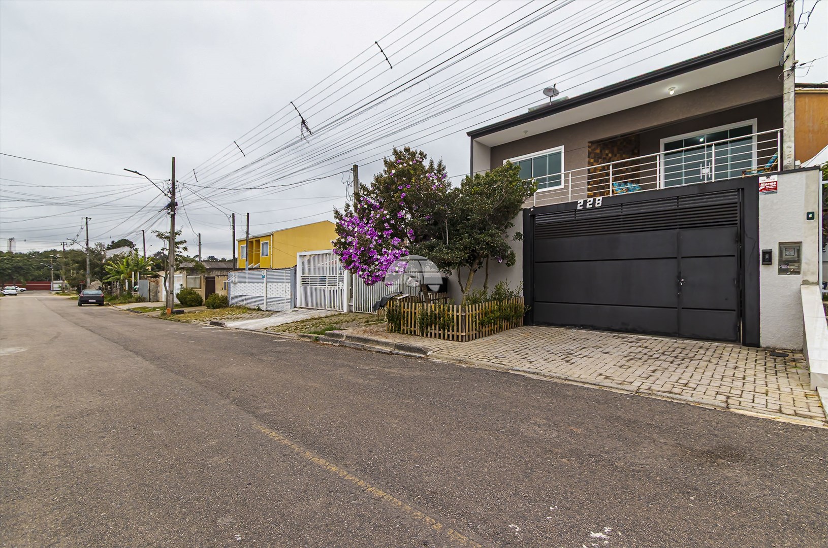 Sobrado à venda em Ganchinho, Curitiba — Portal Chave Fácil