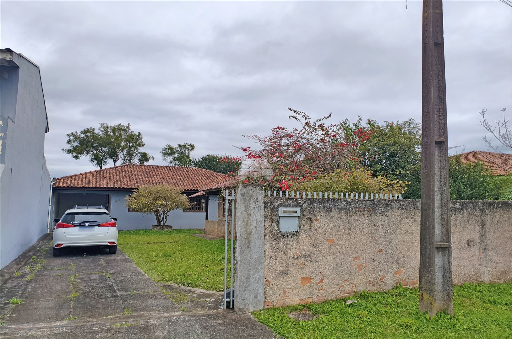 Casa à venda em Jardim Paulista, Campina Grande do Sul — Portal Chave Fácil