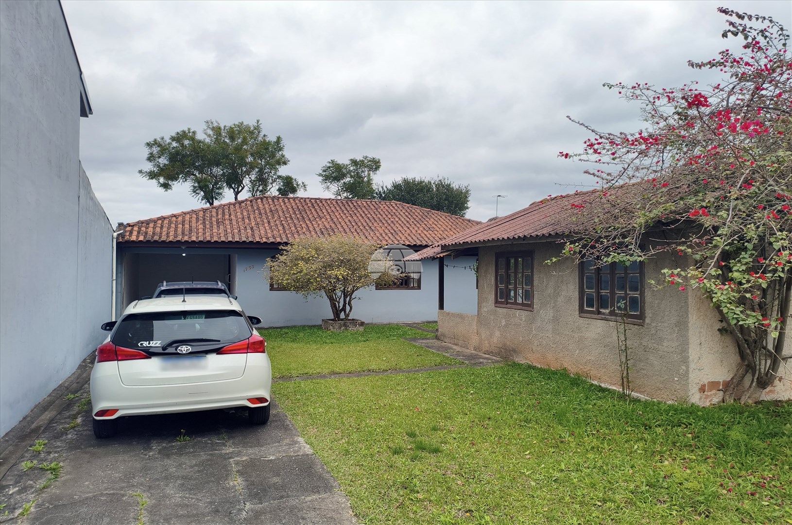 Casa à venda em Jardim Paulista, Campina Grande do Sul — Portal Chave Fácil