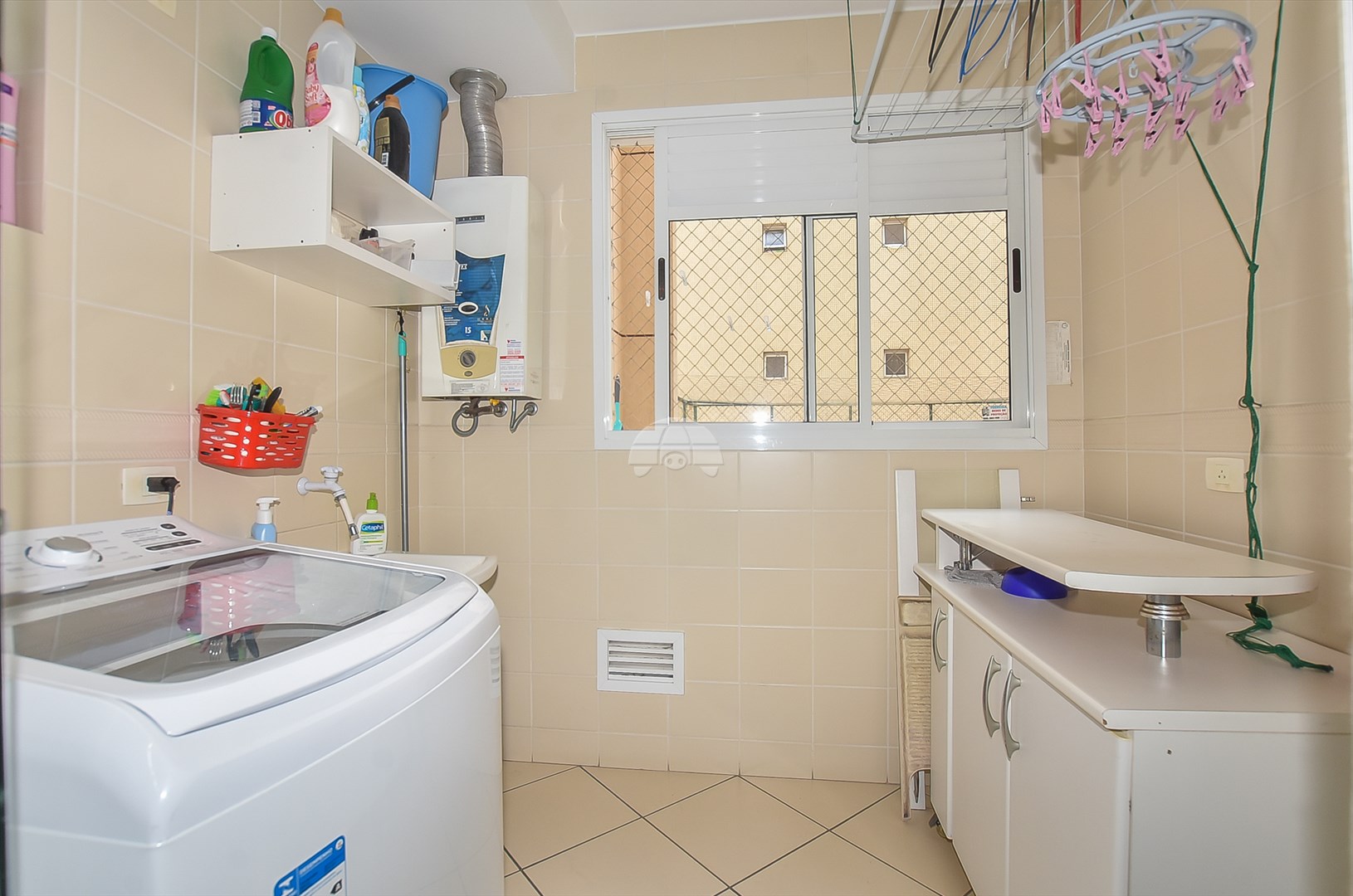 Apartamento Residencial para Venda no Bairro Portão ref. 937617 (10 / 10)
