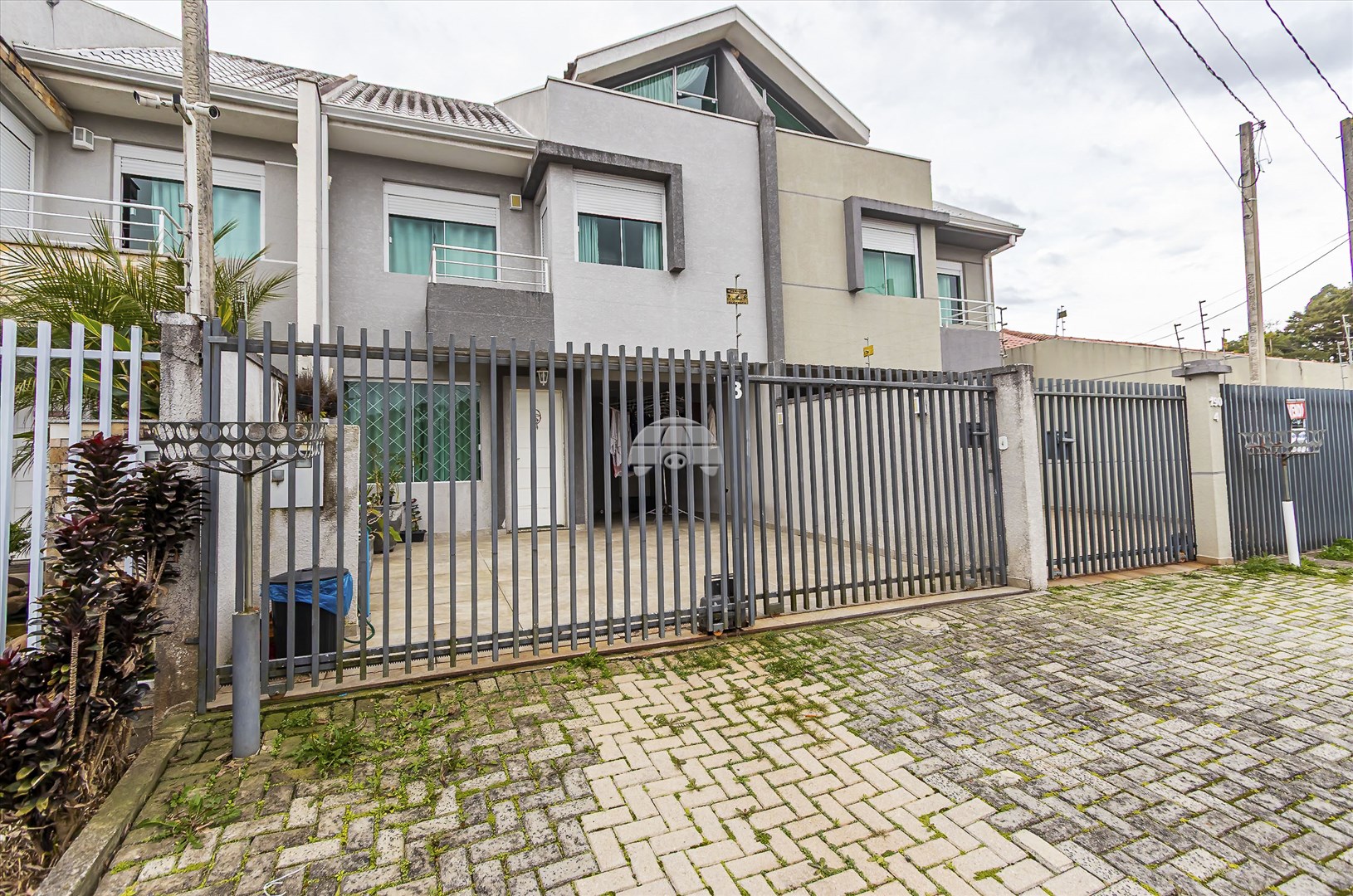 Sobrado à venda em Abranches, Curitiba — Portal Chave Fácil
