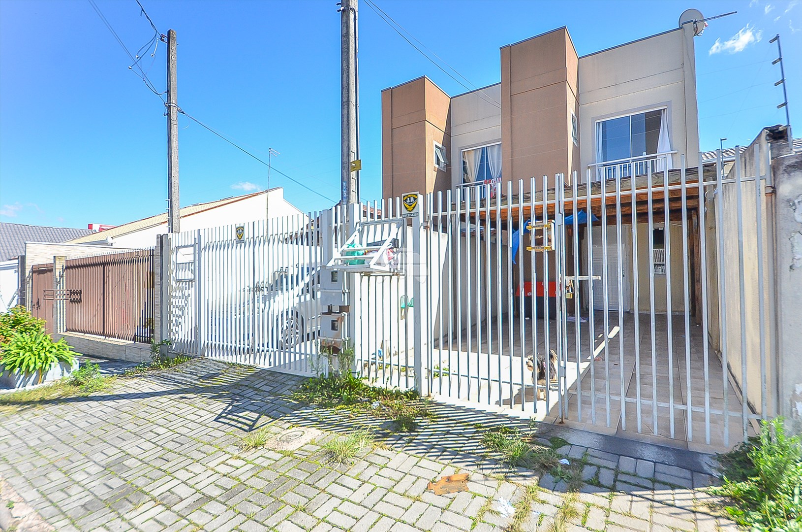 Sobrado à venda em Sítio Cercado, Curitiba — Portal Chave Fácil