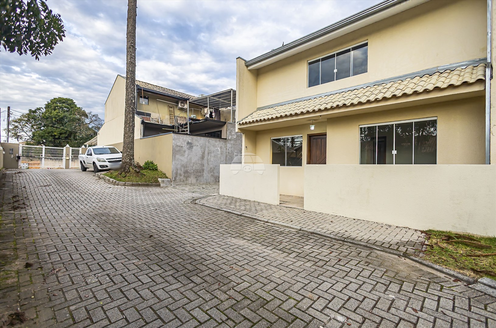 Casa à venda em São Gabriel, Colombo — Portal Chave Fácil