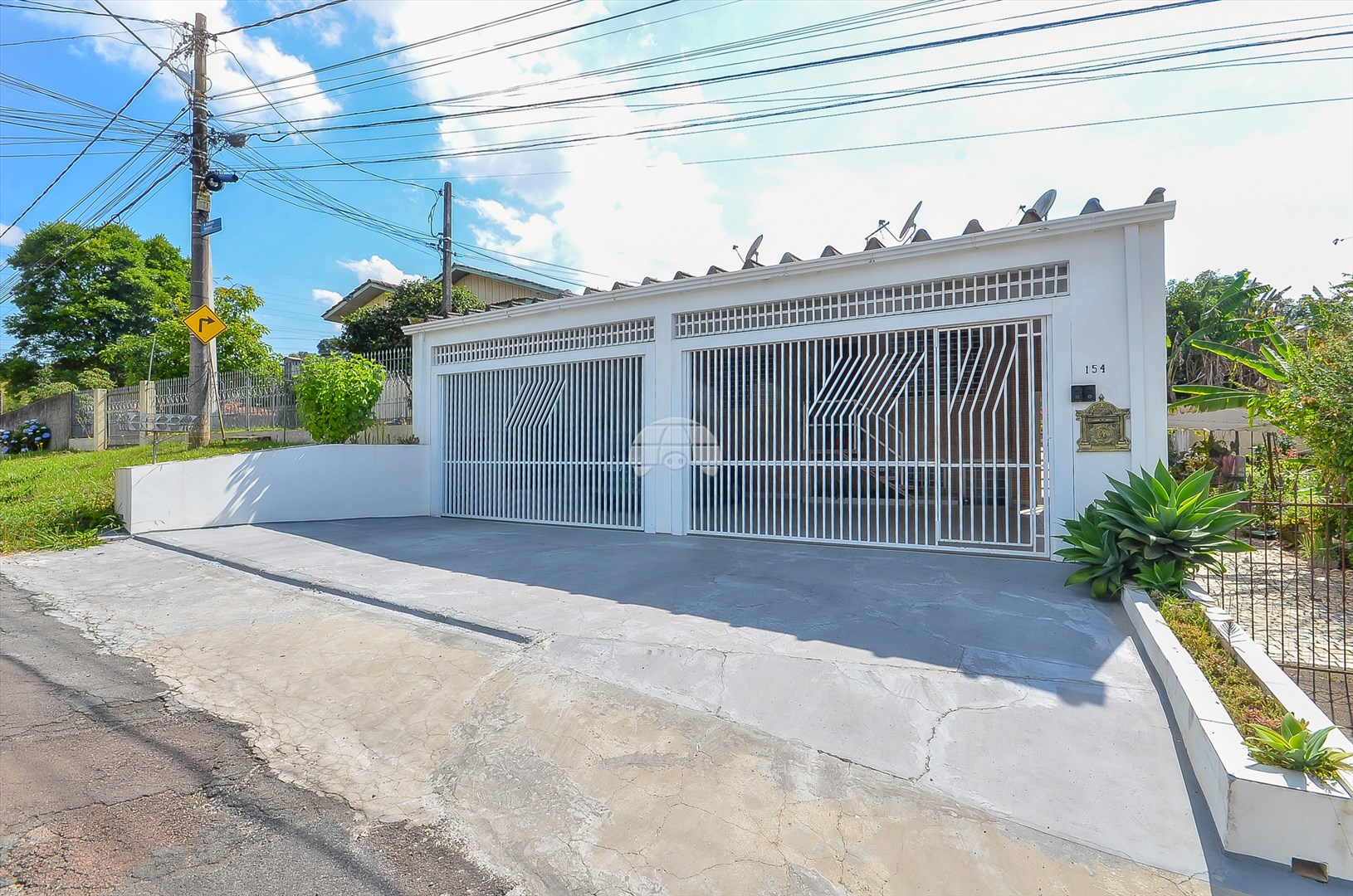 Casa à venda em Barreirinha, Curitiba — Portal Chave Fácil