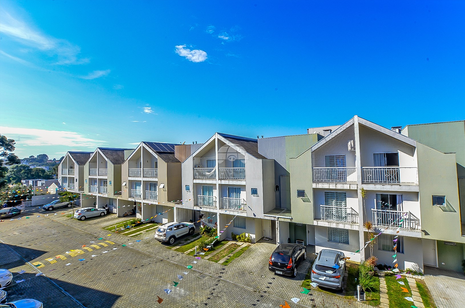 Casa à venda em Uberaba, Curitiba — Imóveis em Curitiba - Jamaica Imóveis