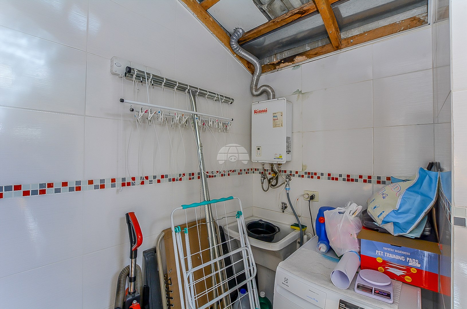 Casa à venda em Uberaba, Curitiba — Imóveis em Curitiba - Jamaica Imóveis