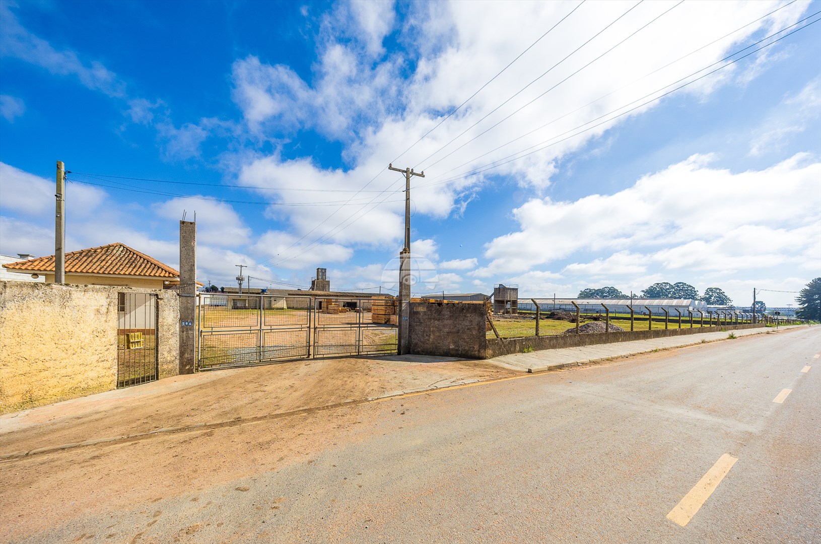 Terreno/Área comercial à venda em Eucaliptos, Fazenda Rio Grande — Portal Chave Fácil