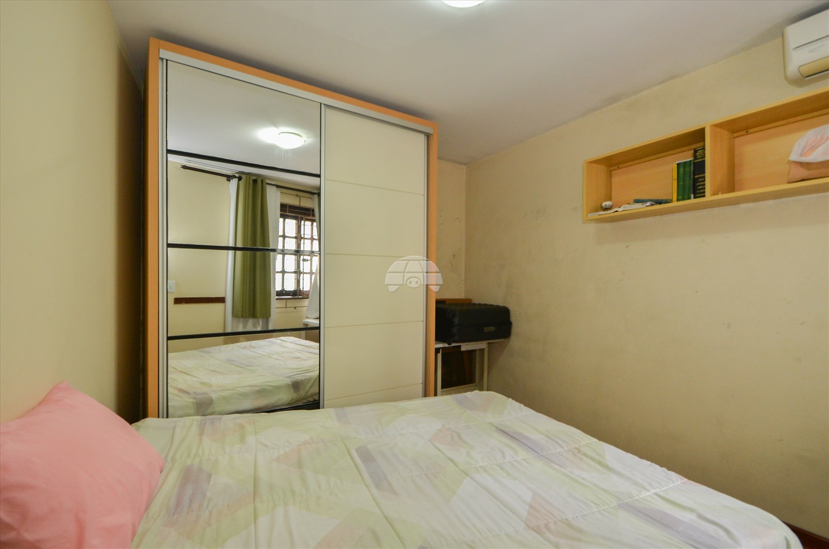Casa à venda em Santa Cândida, Curitiba — Kondor Imóveis: Imobiliária em Curitiba | Uma imobiliária pra você