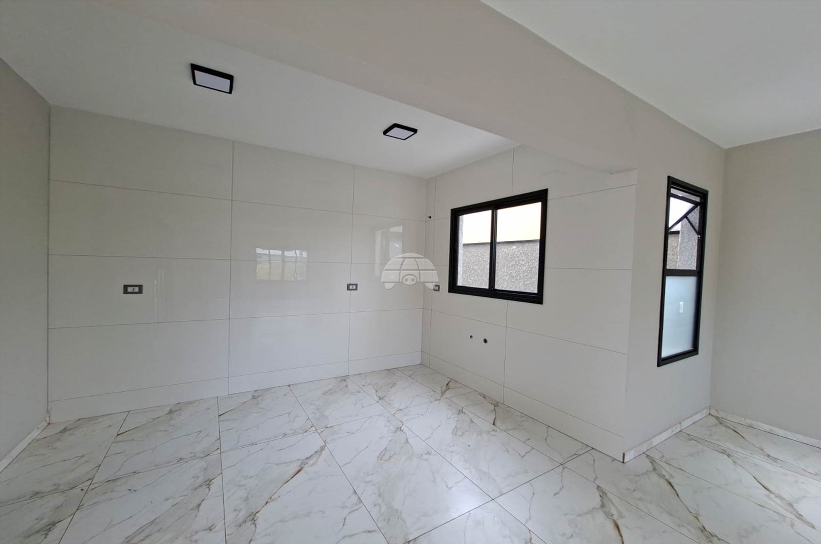 Casa à venda em Roça Grande, Colombo — Portal Chave Fácil