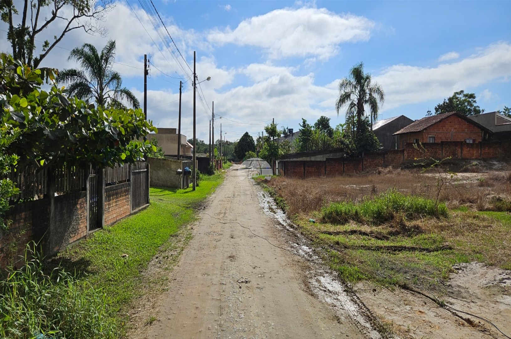 Casa à venda em Itapema Do Norte, Itapoá — Portal Chave Fácil