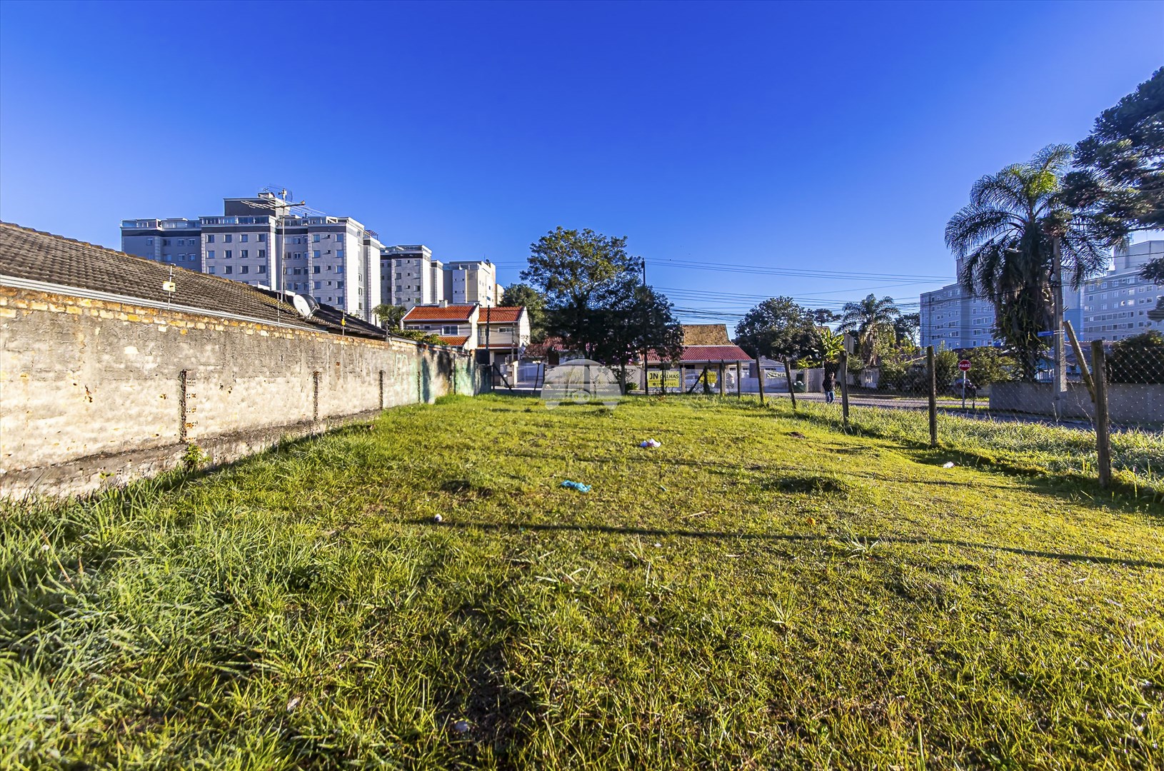 Terreno/Área à venda em Santa Cândida, Curitiba — Portal Chave Fácil