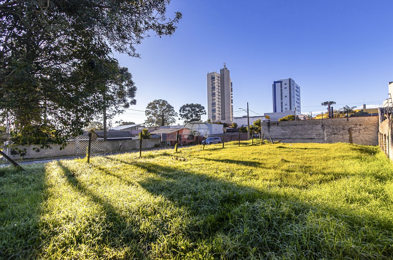 Terreno à venda em Santa Cândida, Curitiba — Imobiliaria Paraíso