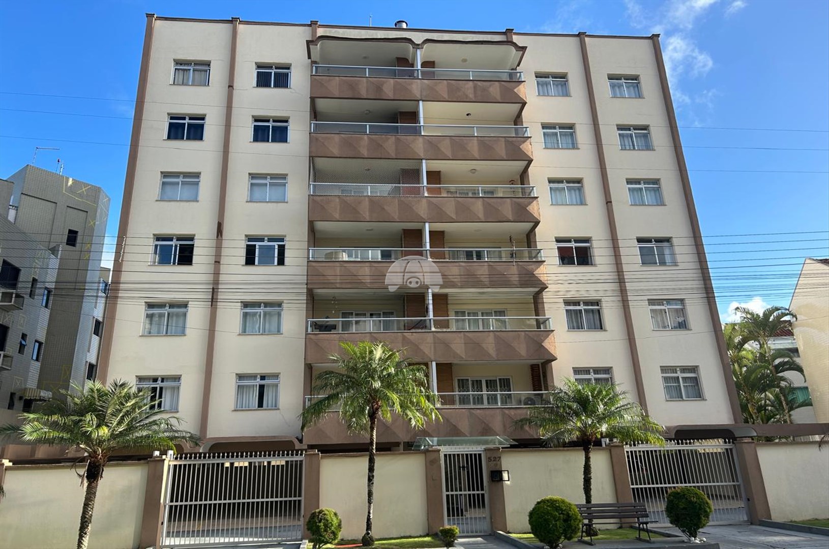Apartamento à venda em Caioba, Matinhos — Portal Chave Fácil