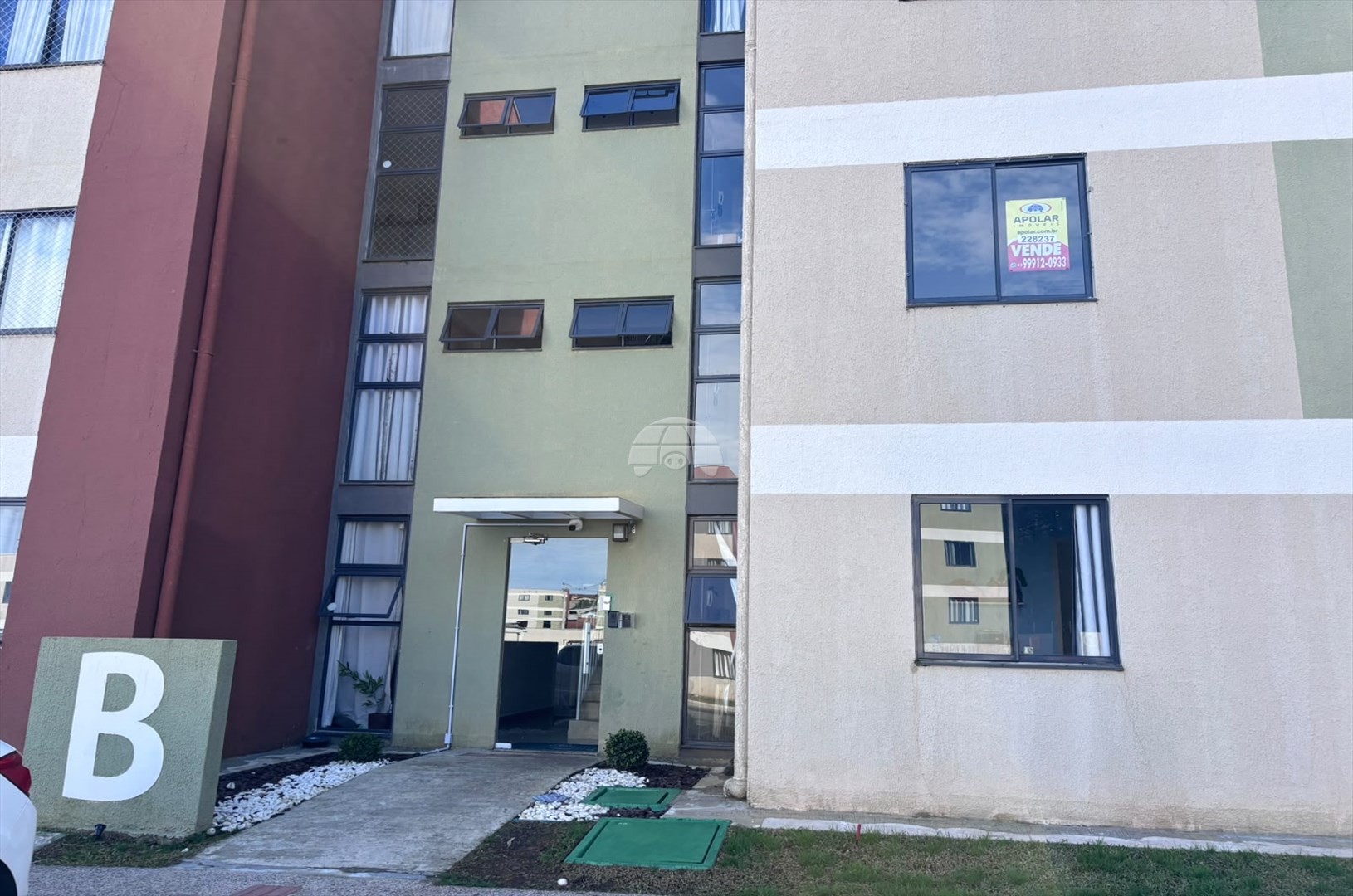 Apartamento à venda em Tanguá, Almirante Tamandaré — Portal Chave Fácil