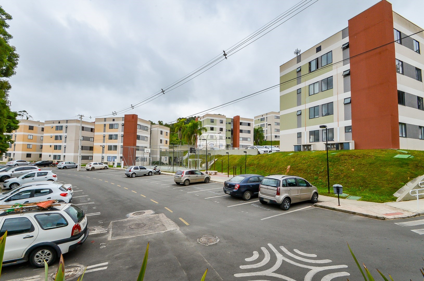 Apartamento à venda em Tanguá, Almirante Tamandaré — Portal Chave Fácil