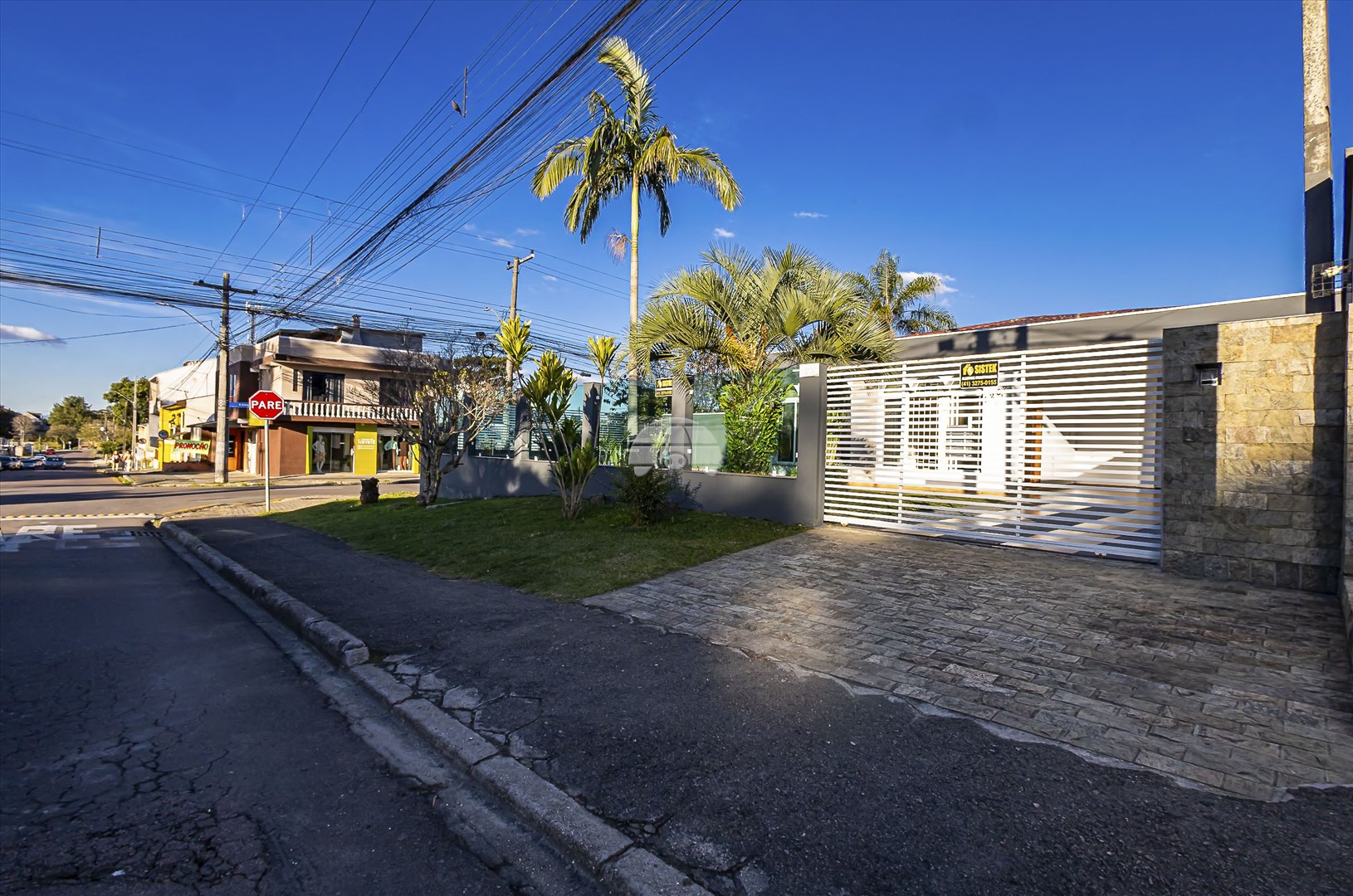 Casa à venda em Boqueirão, Curitiba — Portal Chave Fácil