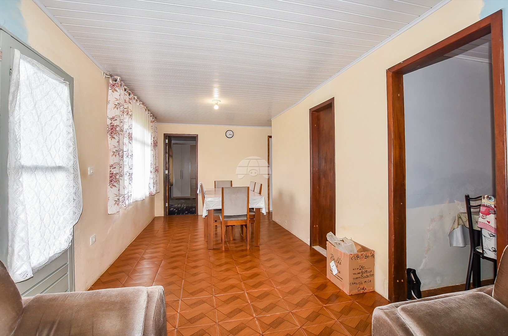 Casa à venda em Capão Raso, Curitiba — Portal Chave Fácil