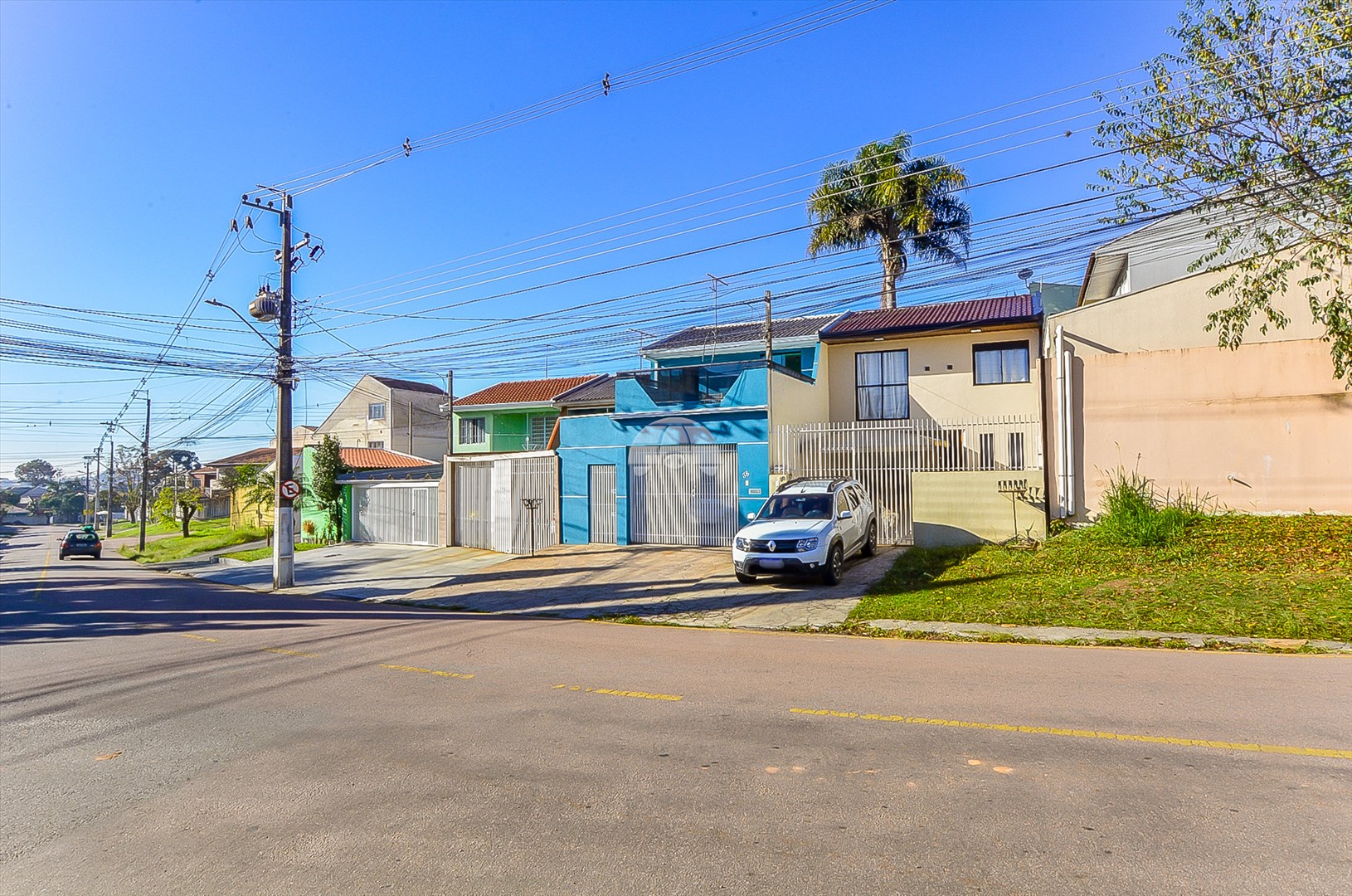 Casa à venda em Xaxim, Curitiba — GOMES CONSULTOR IMOBILIARIO LTDA.