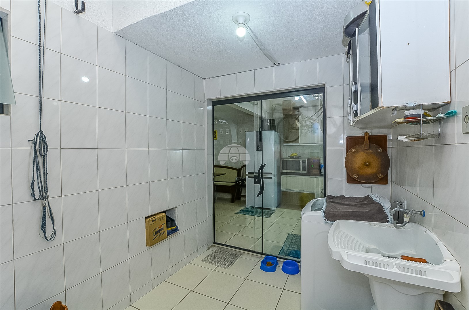 Casa à venda em Xaxim, Curitiba — GOMES CONSULTOR IMOBILIARIO LTDA.