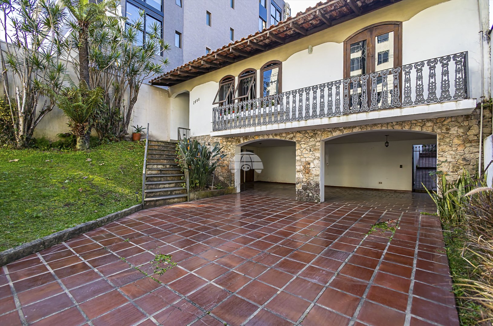 Casa à venda em Bigorrilho, Curitiba — Portal Chave Fácil