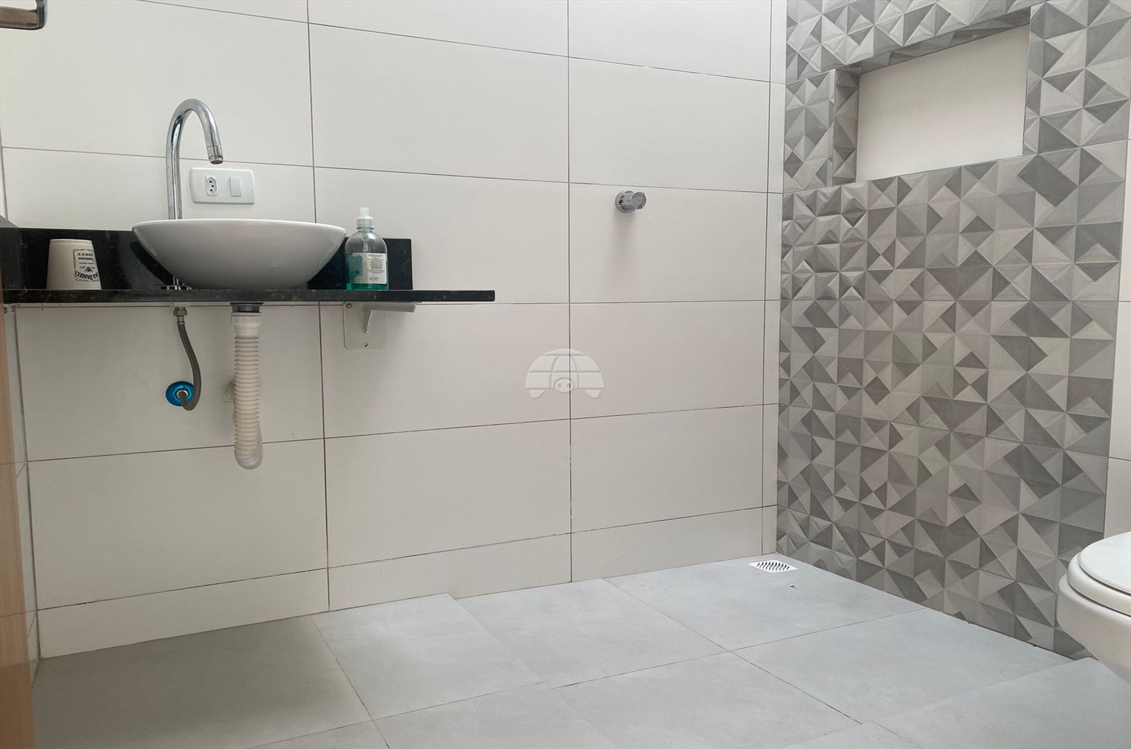 Casa à venda em Barra Do Saí, Itapoá — Portal Chave Fácil
