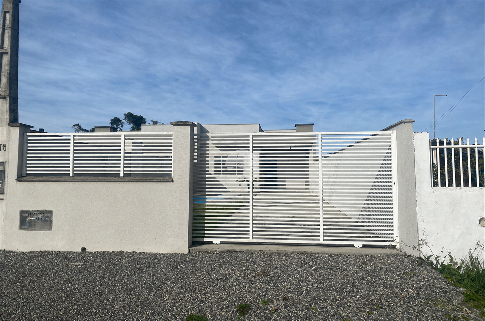 Casa à venda em Barra Do Saí, Itapoá — Portal Chave Fácil