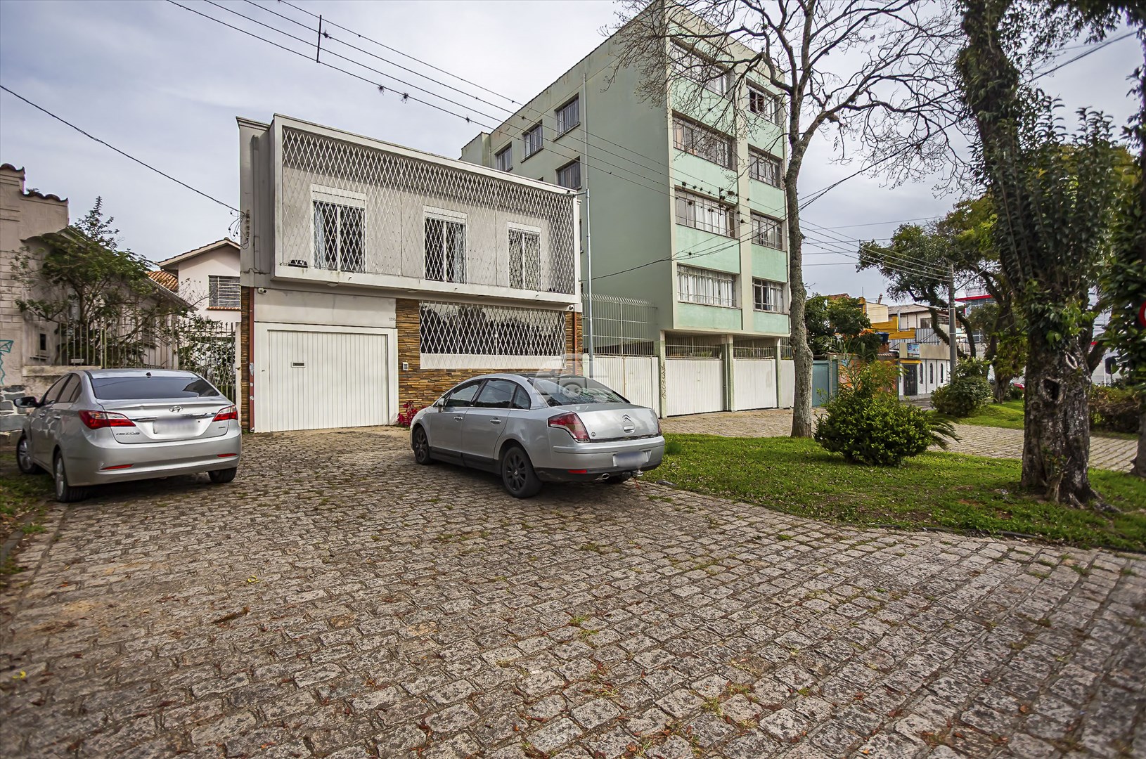 Sobrado à venda em Centro, Curitiba — Portal Chave Fácil