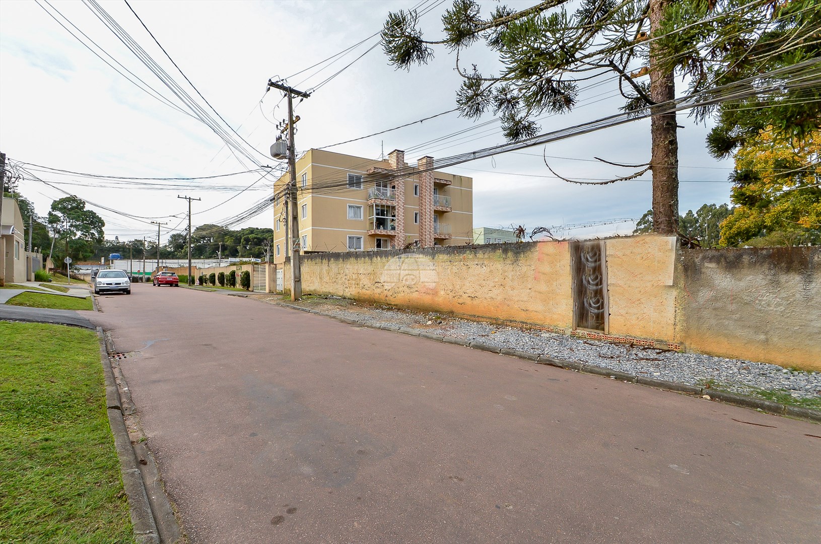 Terreno/Área à venda em Osasco, Colombo — Portal Chave Fácil