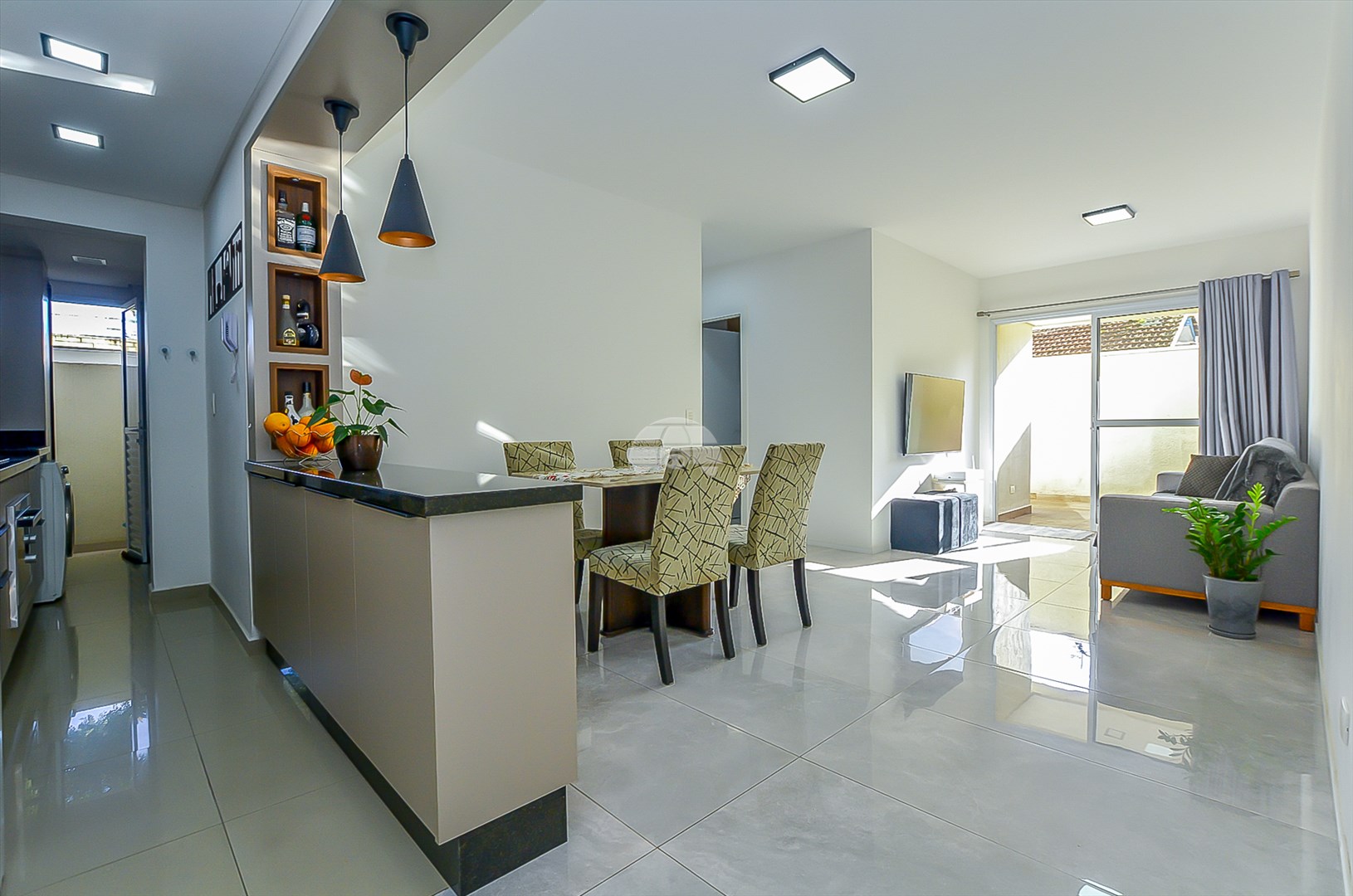 Apartamento à venda em Bom Jesus, São José dos Pinhais — Portal Chave Fácil