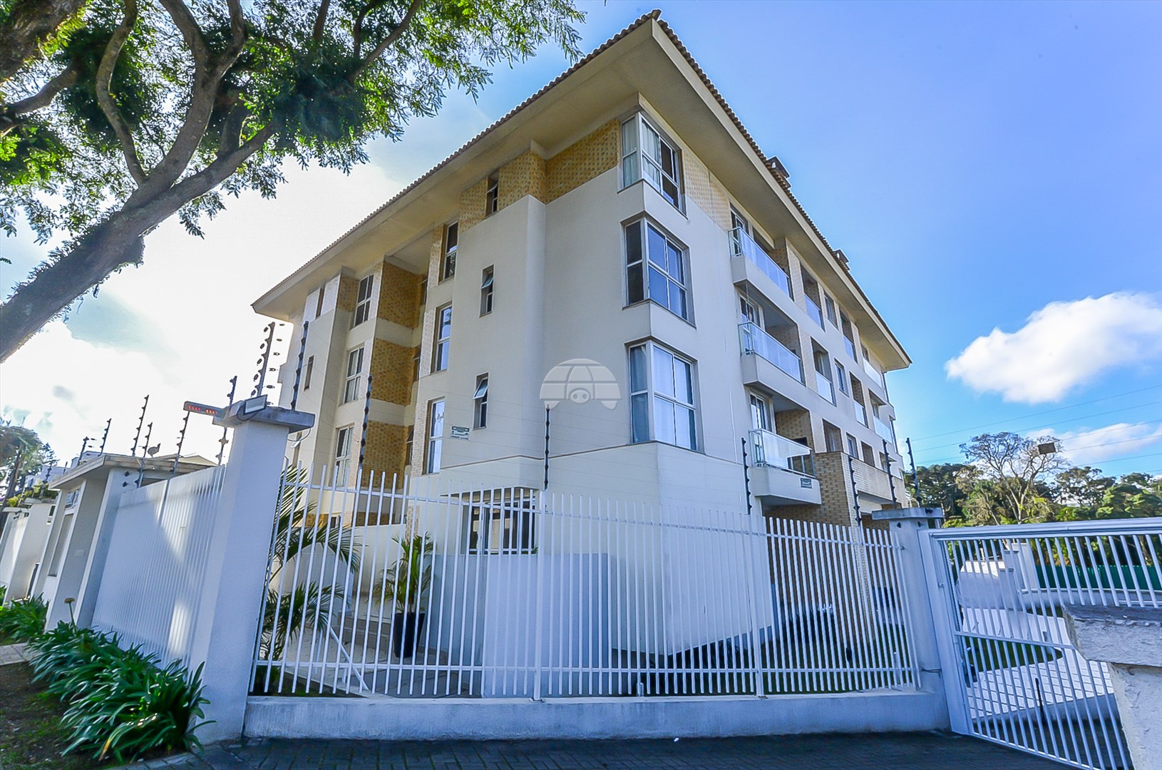 Apartamento à venda em Bom Jesus, São José dos Pinhais — Portal Chave Fácil