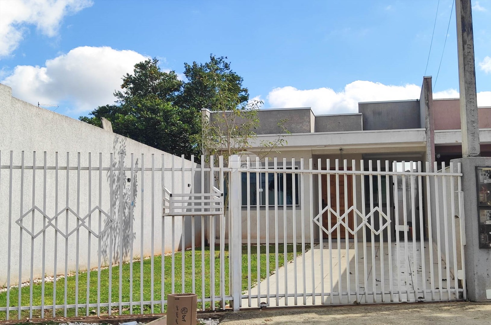 Casa à venda em Eucaliptos, Fazenda Rio Grande — Portal Chave Fácil