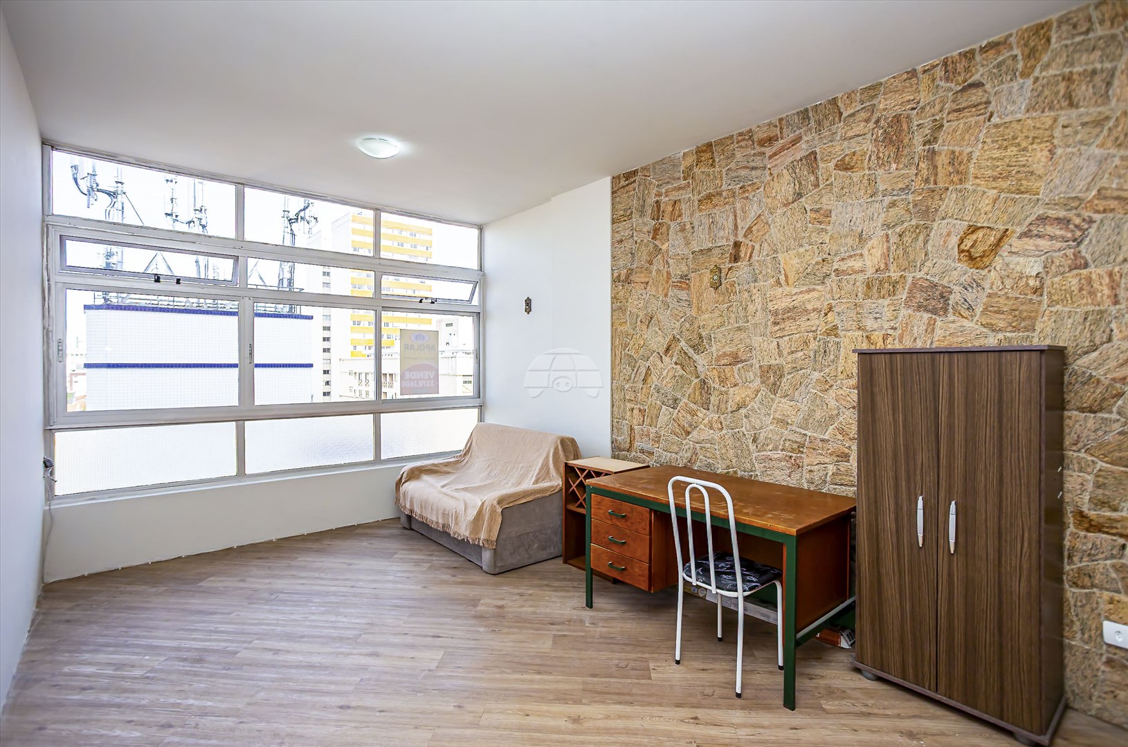 Kitnet à venda em Centro, Curitiba — Portal Chave Fácil