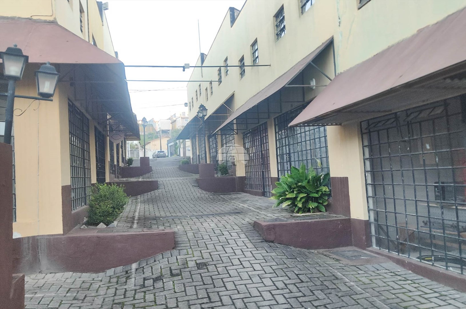 Sala/Conjunto Comercial à venda em Maracana, Colombo — Portal Chave Fácil